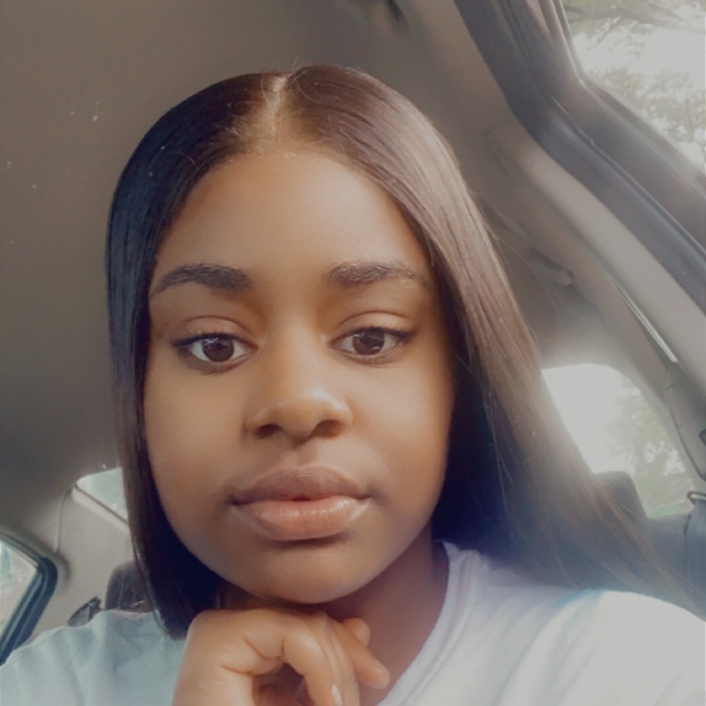 Meet your Posher, Amaya